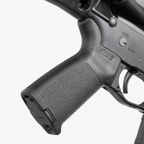 mag415-blk_magpul_moe_grip-ar15-m4_03.jpg
